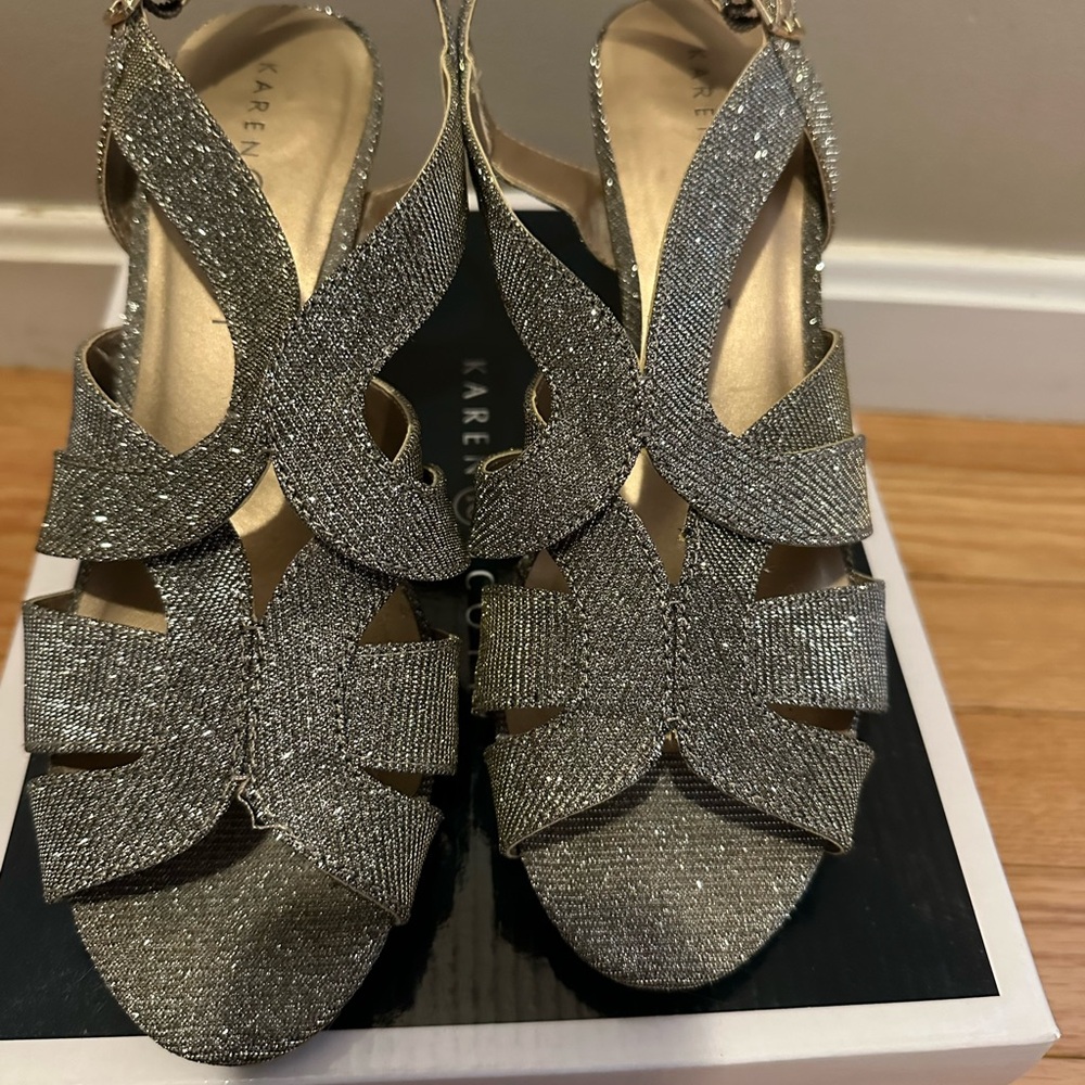 Karen Millen Silver Wedge Sandals with Petal Cutouts